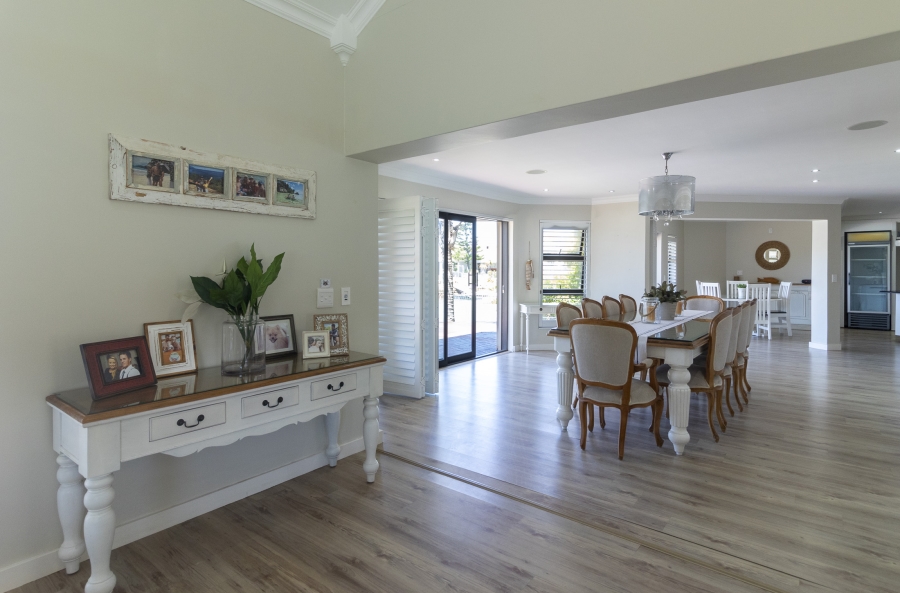 5 Bedroom Property for Sale in Royal Alfred Marina Eastern Cape